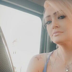 Meet your Posher, Kassandra